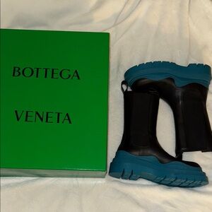 Bottega Veneta Black and Teal Boots
